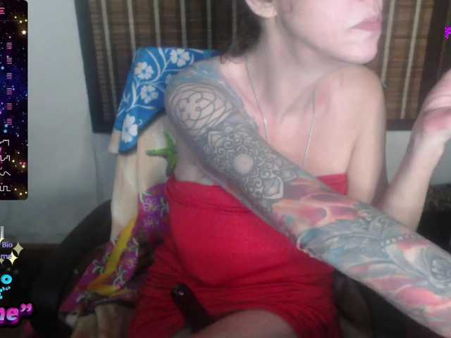 venusx1 — VenusX's Room it's my Birthday ENJOY and HELP me to find a place in the ranking #2#100#111#200 --> surprise in your screen if you tip  Tip menu actif  DM 20TK  Make me cum with your vibes . Outdoor no naked.... Private show 300 tk first