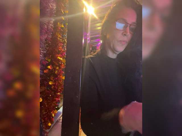 venusx1's BongaCams show and profile