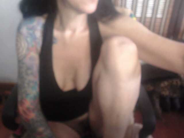 venusx1's BongaCams show and profile