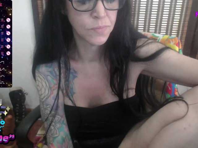 venusx1's BongaCams show and profile