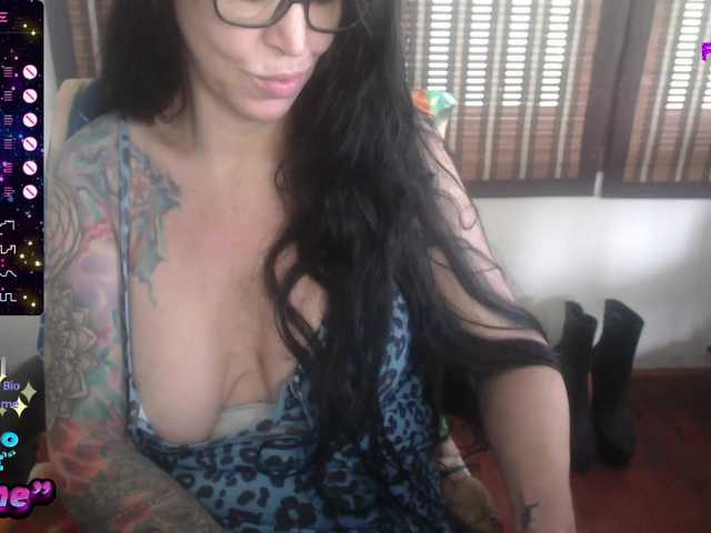 venusx1's BongaCams show and profile