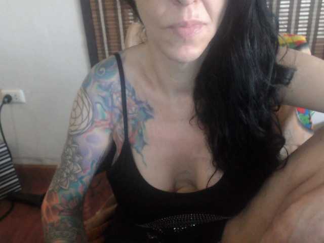 venusx1's BongaCams show and profile