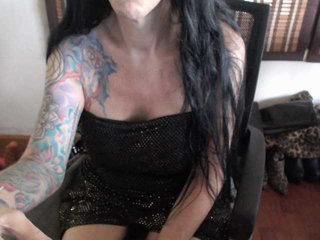 venusx1's BongaCams show and profile