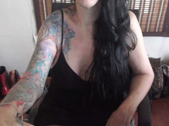 venusx1's BongaCams show and profile