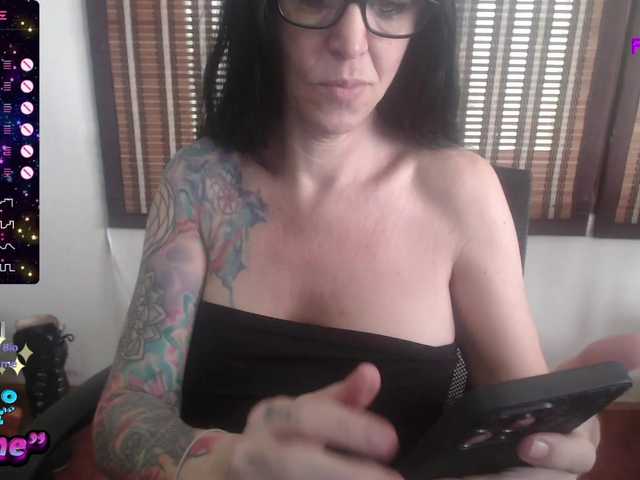 venusx1's BongaCams show and profile