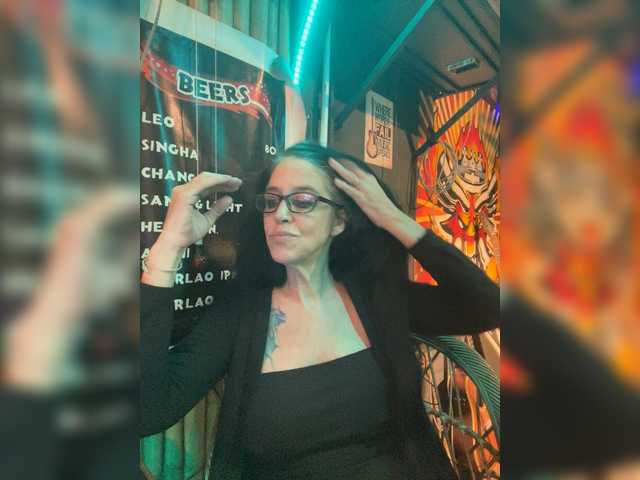 venusx1's BongaCams show and profile