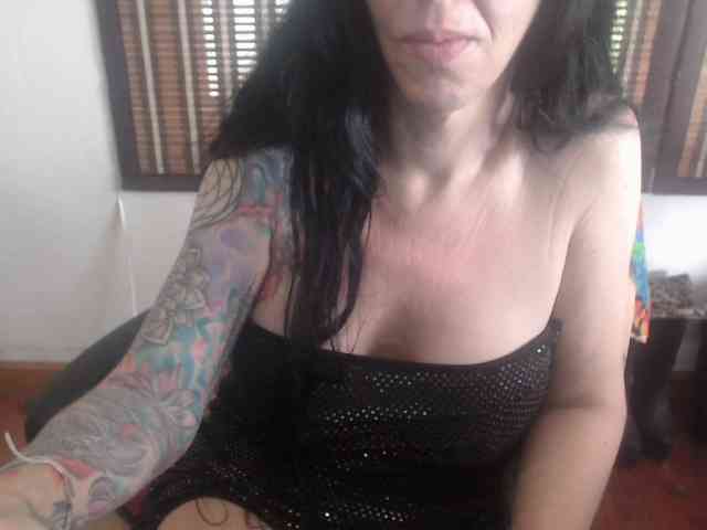 venusx1 Live Webcam on BongaCams