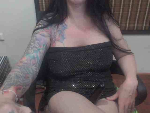 venusx1 Live Webcam on BongaCams