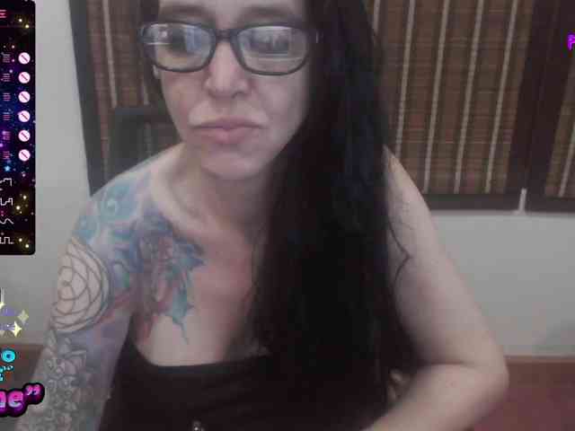 venusx1 Live Webcam on BongaCams