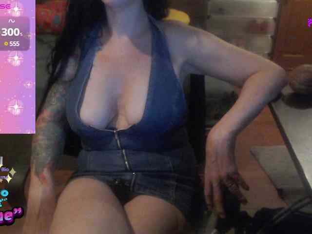 live chat room Venusx1