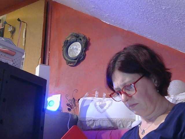 lanaxxx1's BongaCams show and profile