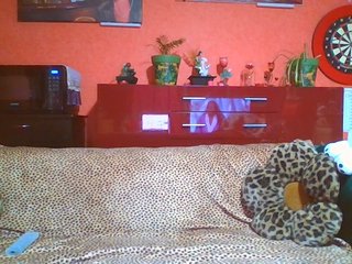 Angelique4 Porn Show