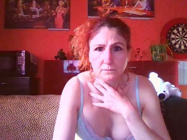 angelique4's BongaCams show and profile