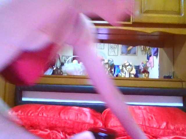 angelique4's BongaCams show and profile