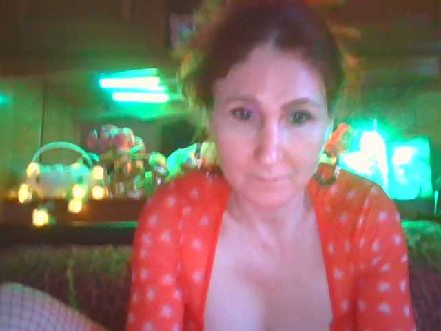 angelique4's BongaCams show and profile