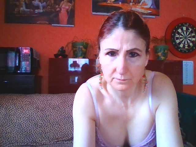 angelique4's BongaCams show and profile