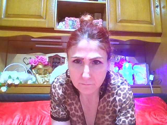 angelique4's BongaCams show and profile