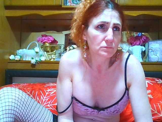 angelique4's BongaCams show and profile