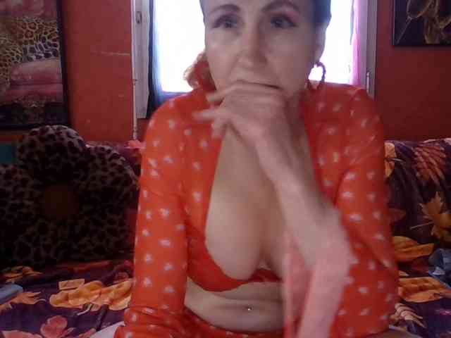 angelique4