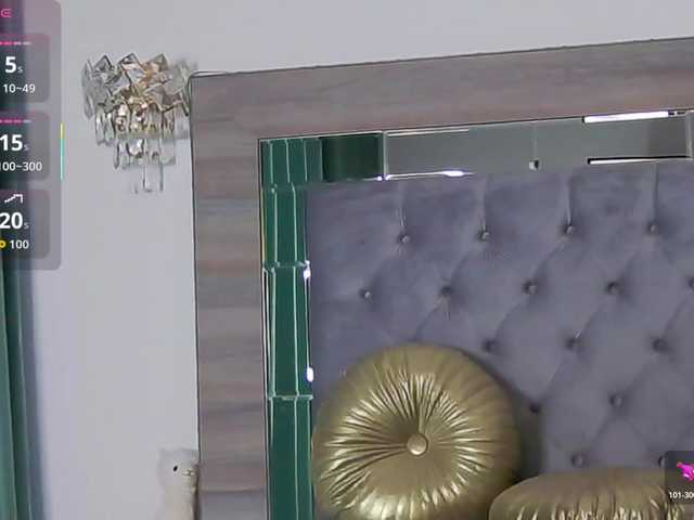 lorehottie's BongaCams show and profile