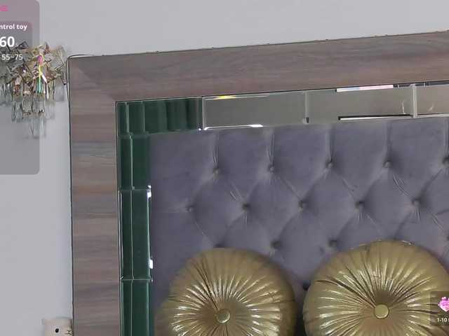 lorehottie's BongaCams show and profile