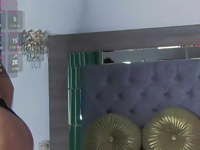 lorehottie's BongaCams show and profile