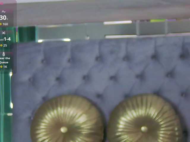 lorehottie's BongaCams show and profile