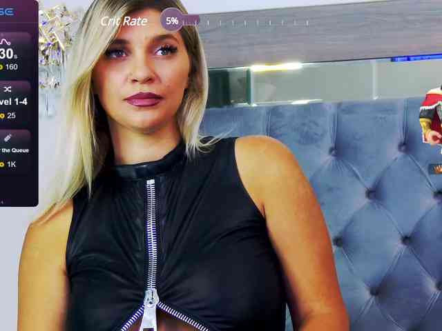 LoreHottie webcam
