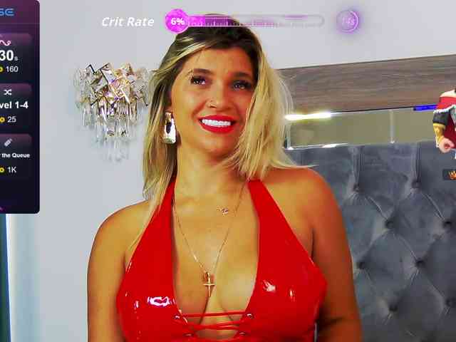 LoreHottie webcam