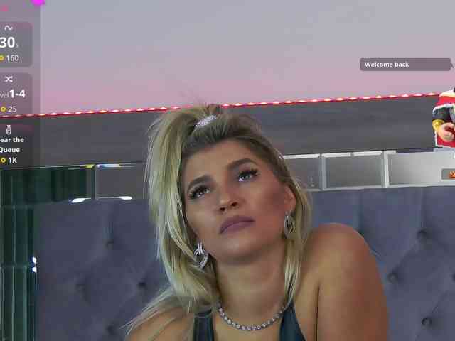 lorehottie lorehottie