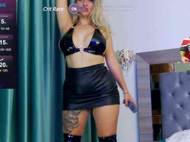 LoreHottie webcam