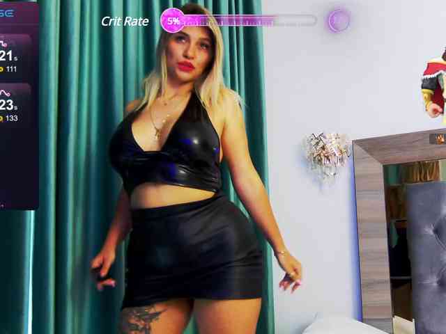 LoreHottie webcam