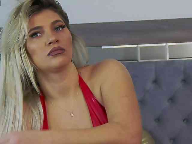 lorehottie lorehottie