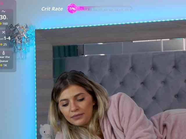 LoreHottie webcam