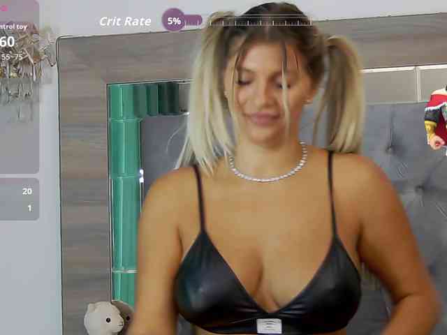 LoreHottie webcam