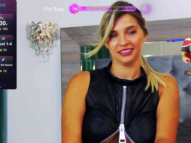 LoreHottie webcam