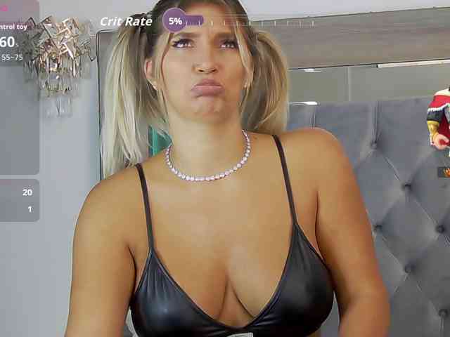 LoreHottie webcam