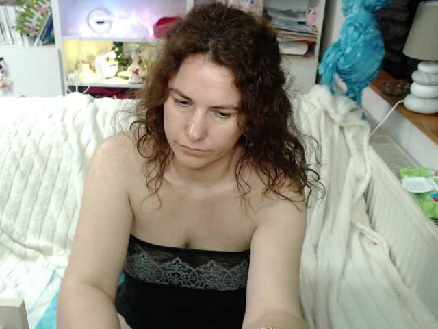 DomSubFemme, une amatrice française avec qui discuter et avoir du sexe