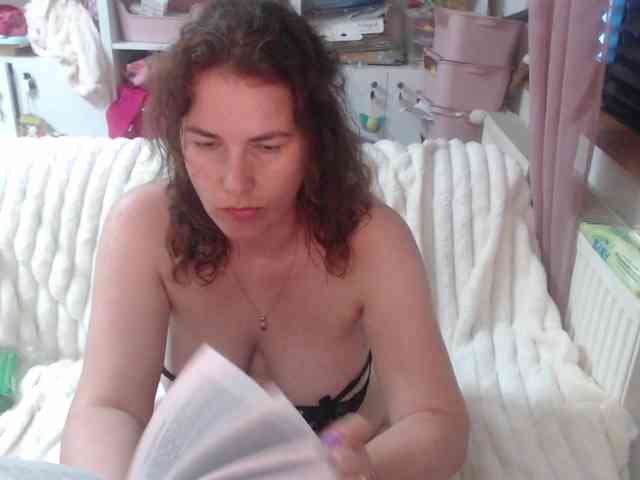 DomSubFemme webcam