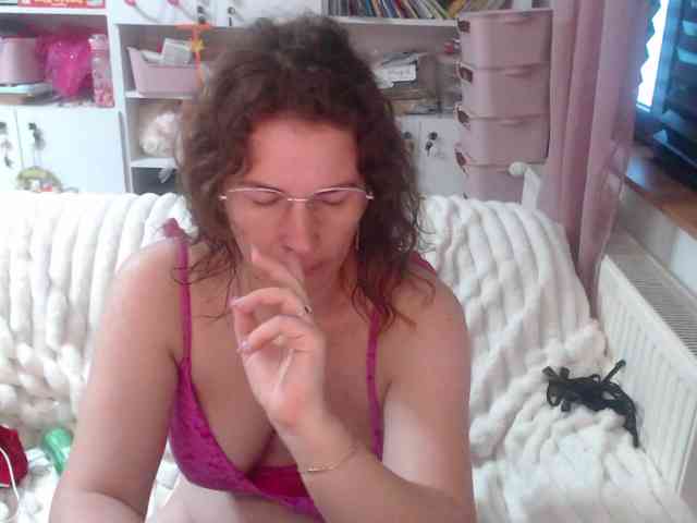 DomSubFemme webcam