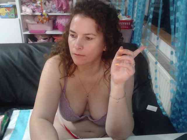 DomSubFemme webcam