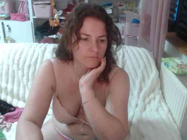DomSubFemme webcam