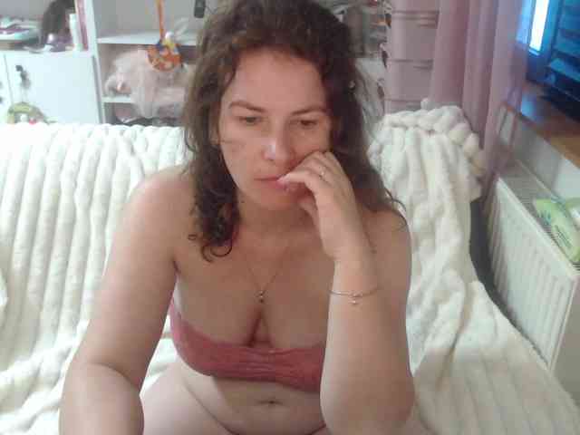 DomSubFemme webcam