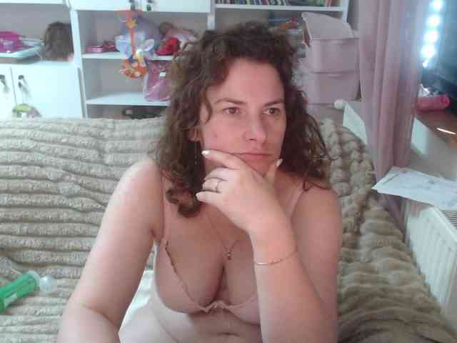 DomSubFemme webcam
