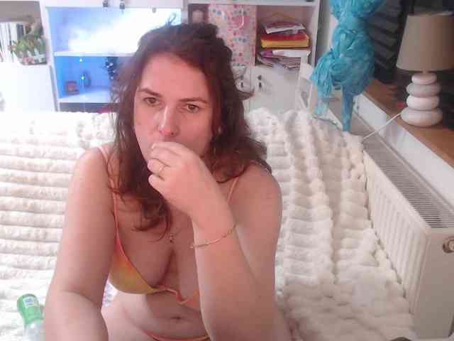 DomSubFemme webcam