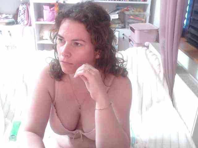 DomSubFemme webcam