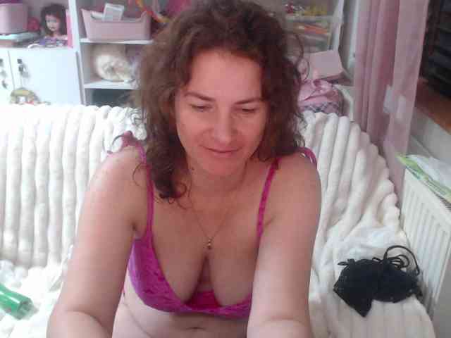DomSubFemme webcam