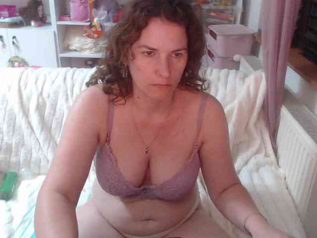 DomSubFemme webcam