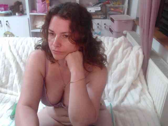 DomSubFemme webcam