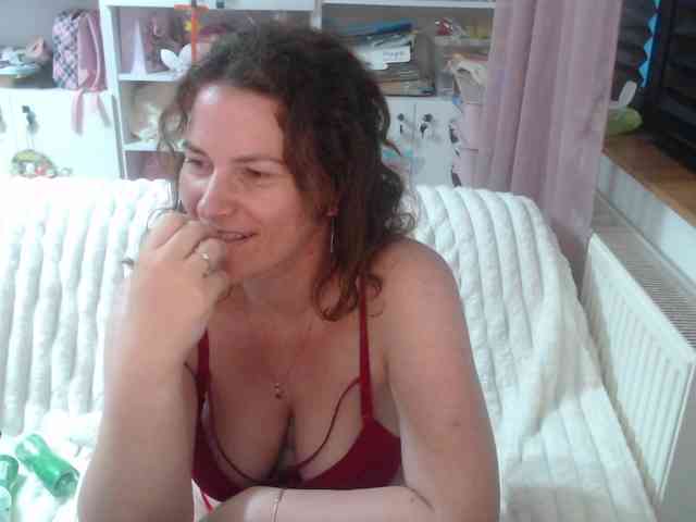 DomSubFemme webcam